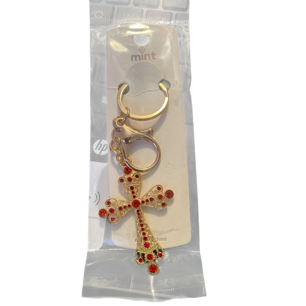MINT RED SPARKLE KEY CHAIN